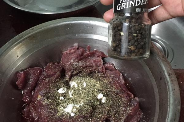 黑椒牛肉炒饭的做法图解2