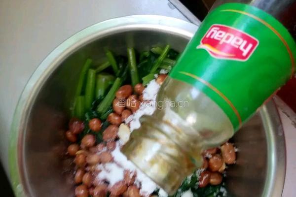 老醋花生拌菠菜的做法图解6