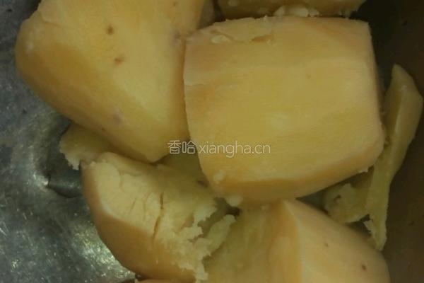 蕃薯饺子的做法图解1