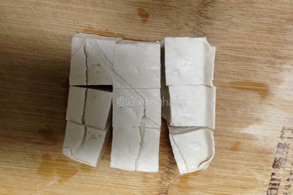西兰花烧豆腐的做法图解2