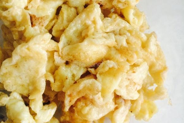 香肠豌豆炒饭的做法图解3