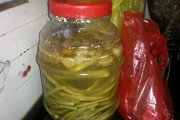 酸豆角的做法图解3
