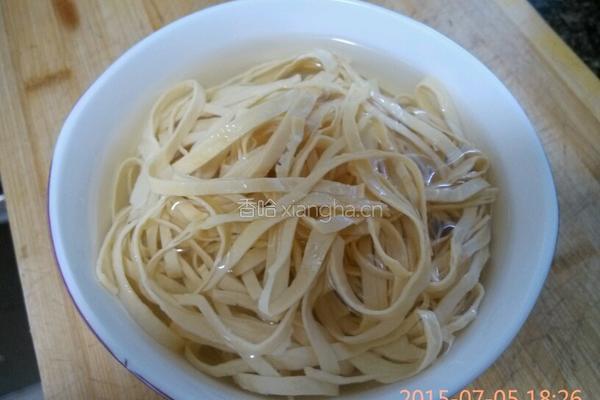 豆丝土地肉沫焖饭的做法图解3