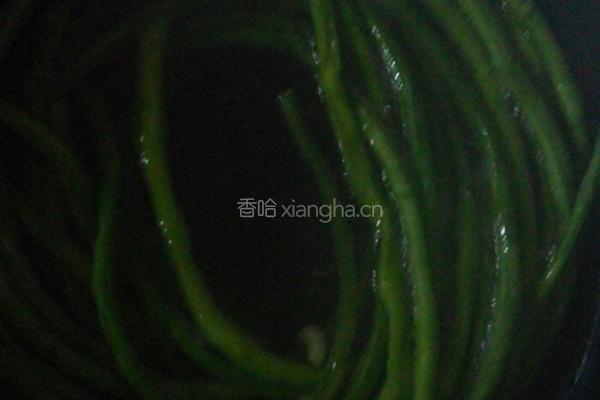 麻酱豆角的做法图解2