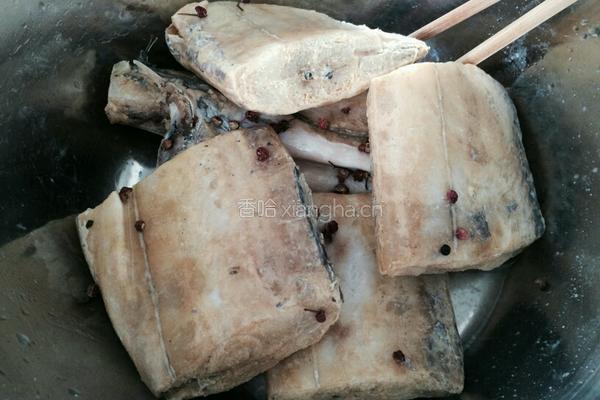 红烧带鱼段的做法图解1