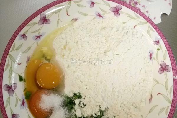 韭菜鸡蛋饼的做法图解3