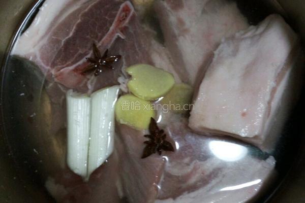 四季豆烧肉的做法图解1