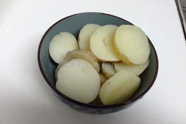 土豆火腿早餐饼的做法图解1