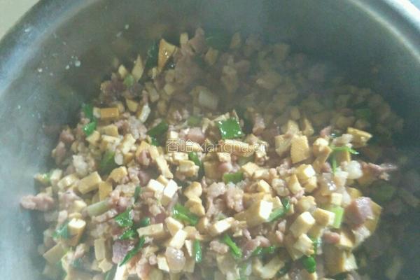 豆腐干火腿包的做法图解5