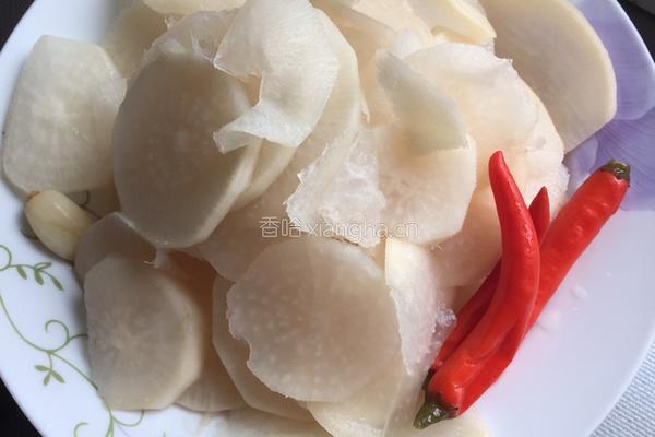 泡菜鱼(酸萝卜)的做法图解2