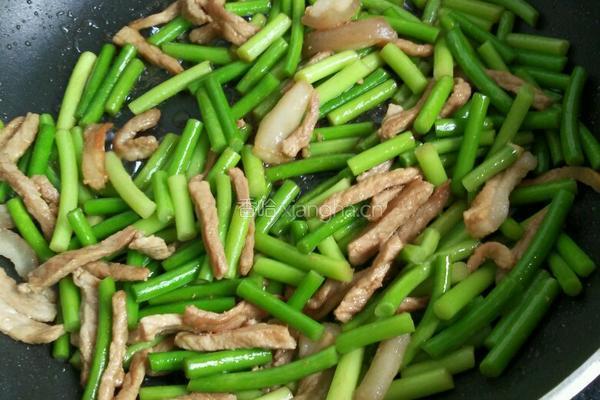 蒜薹炒猪肉的做法图解4