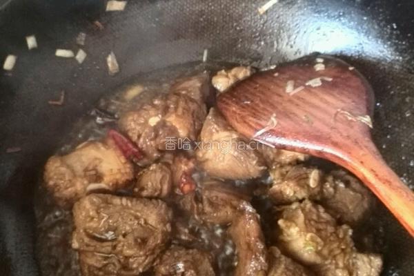 家常土豆香菇炖排骨的做法图解8