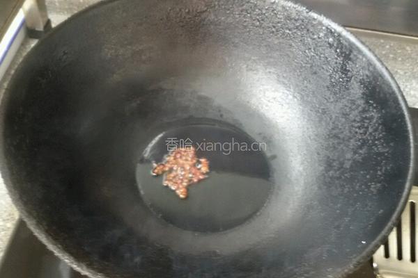醋炒绿豆芽的做法图解1