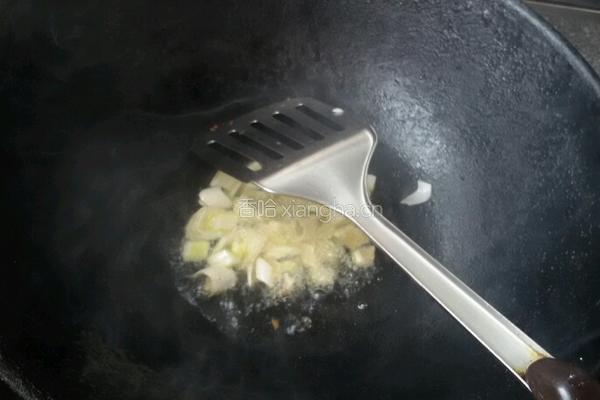 醋炒绿豆芽的做法图解3
