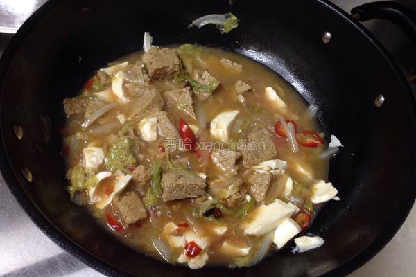 咸蛋白炖冻豆腐的做法图解7