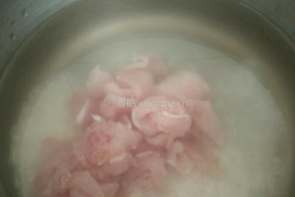 瘦肉粥的做法图解3