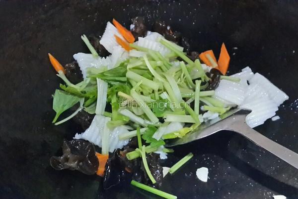 木耳炒山药的做法图解7
