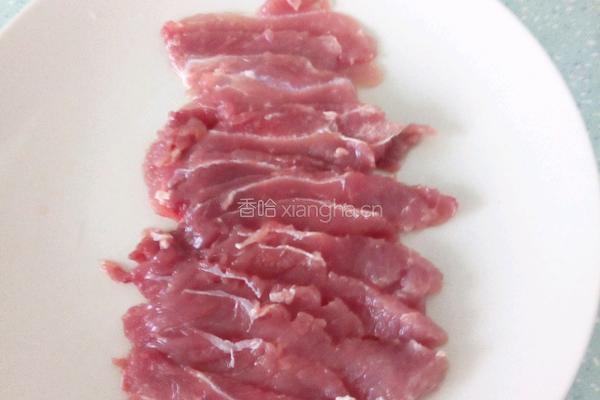 香煎肉卷金针菇的做法图解1