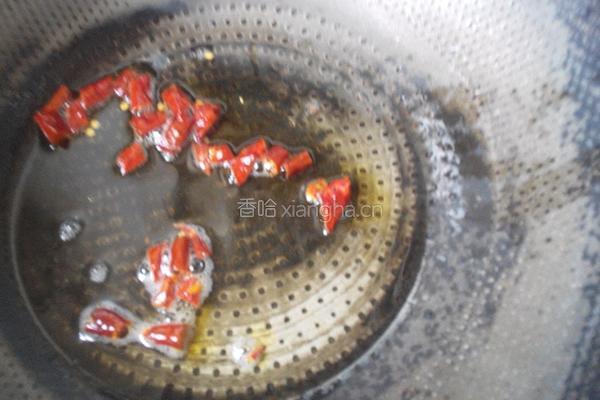 雪菜炒毛豆的做法图解3