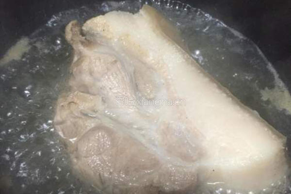 白水煮肉的做法图解2