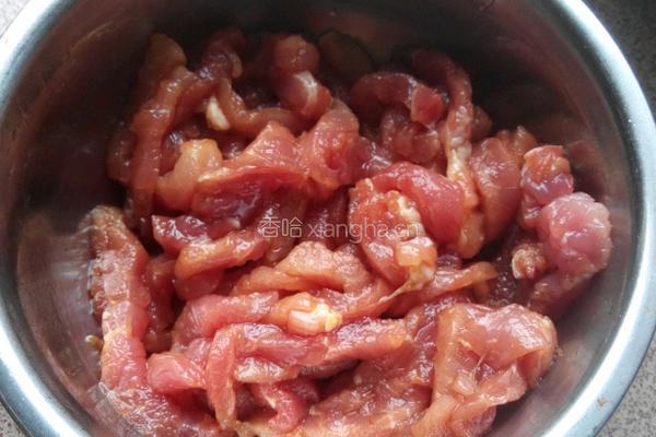 香辣肉丝的做法图解2