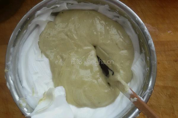 密豆绿茶蛋糕卷的做法图解12
