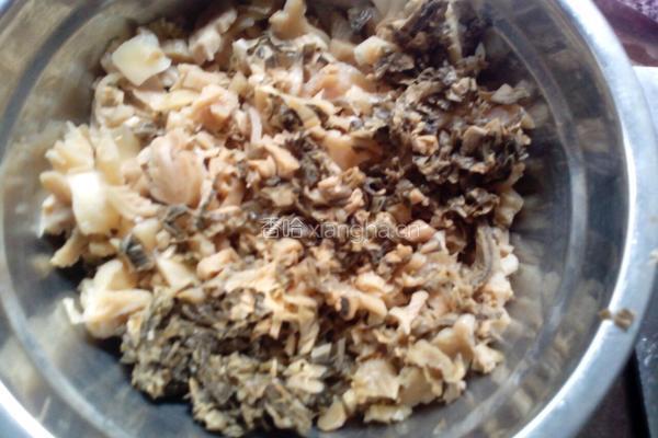 梅菜蒸猪肉的做法图解2