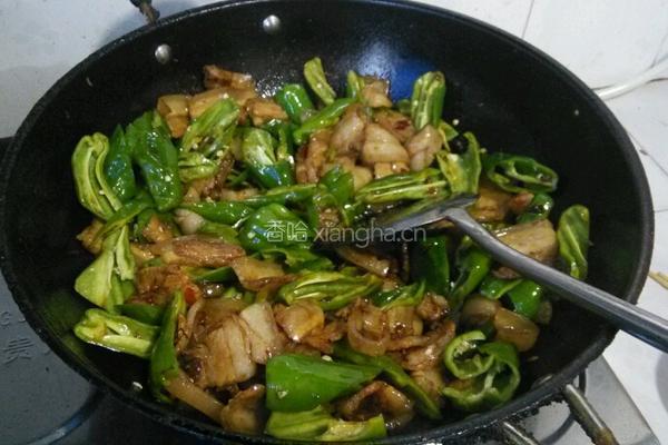 青椒回锅肉的做法图解5