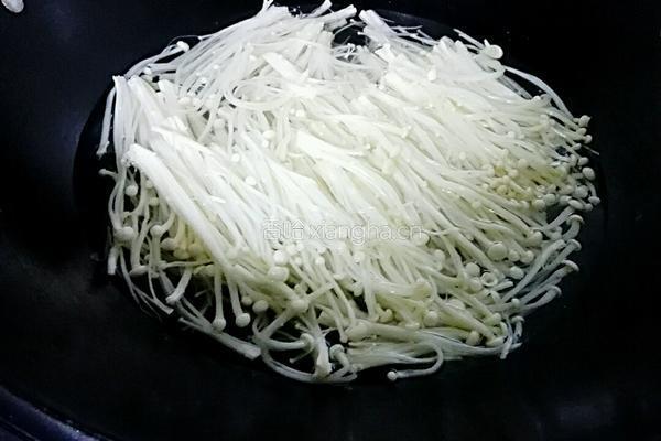 金针菇蒸粉丝的做法图解5