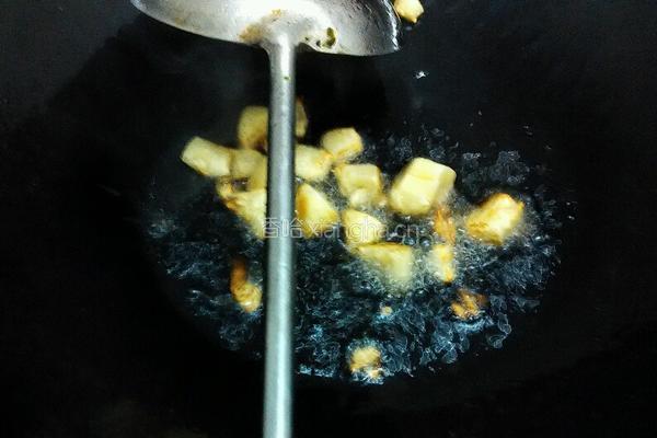 肉末炒杂菇的做法图解3