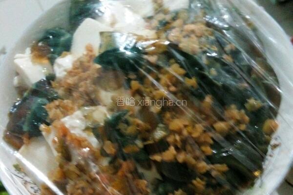 皮蛋榨菜拌豆腐的做法图解3