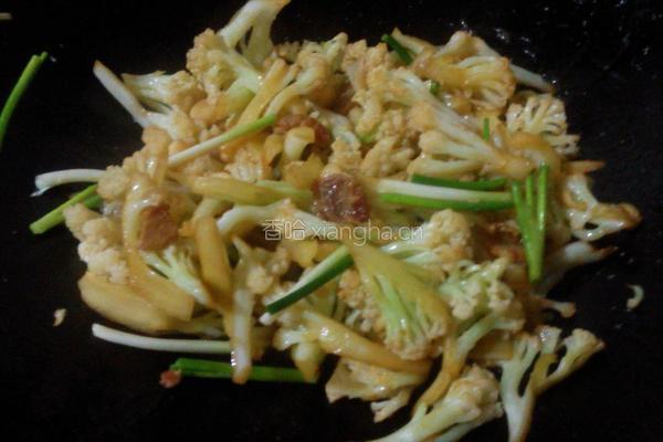 猪油炒菜花的做法图解5