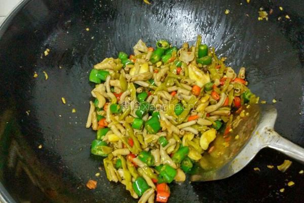 酸辣鸡肠的做法图解5
