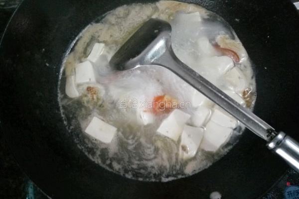 豆腐黄腊鱼汤的做法图解5