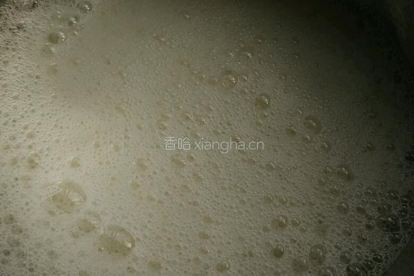 原味戚风蛋糕的做法图解5