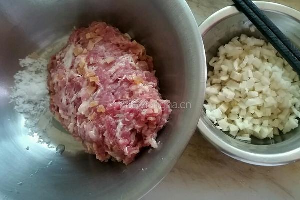 冬菜蒸肉饼的做法图解2