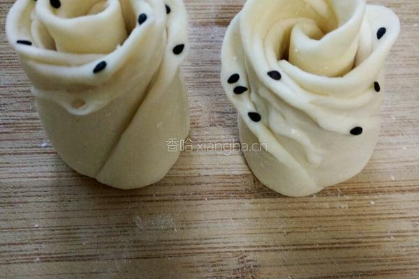 玫瑰花卷的做法图解5