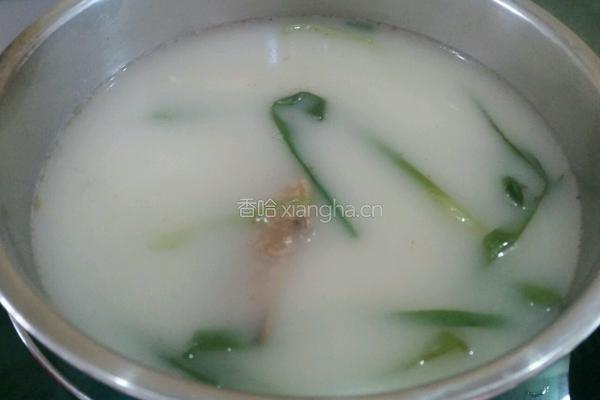 鲫鱼汤的做法图解5