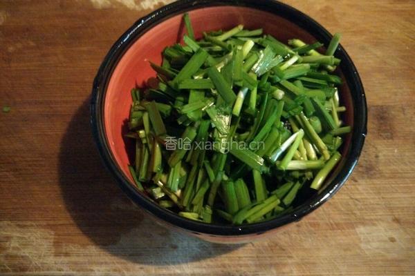 韭菜煎蛋的做法图解1