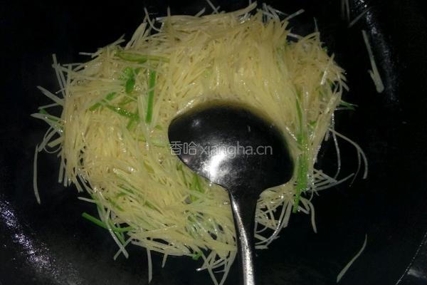 醋溜土豆丝的做法图解3