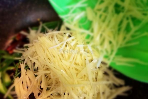 酸辣土豆丝的做法图解9