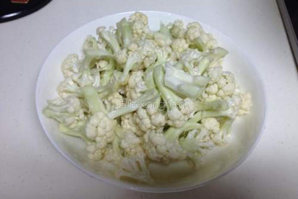 蚝油三彩花菜的做法图解1