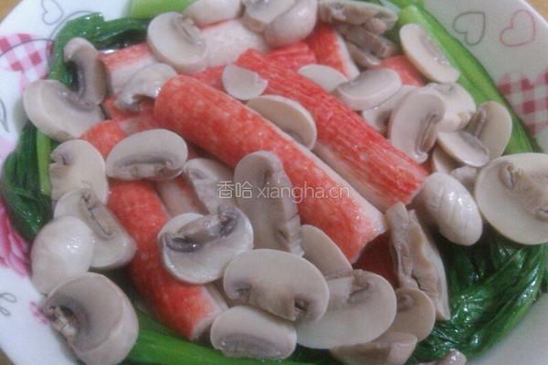 鲜菇扒蟹柳的做法图解7
