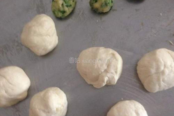 葱香发面饼的做法图解3