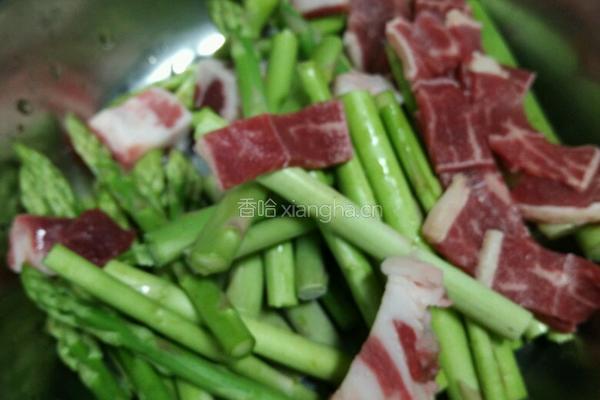鱼子酱牛排凉面的做法图解4