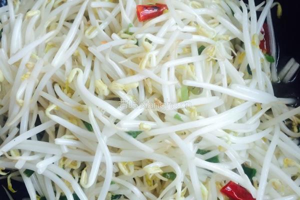 清炒绿豆芽的做法图解5