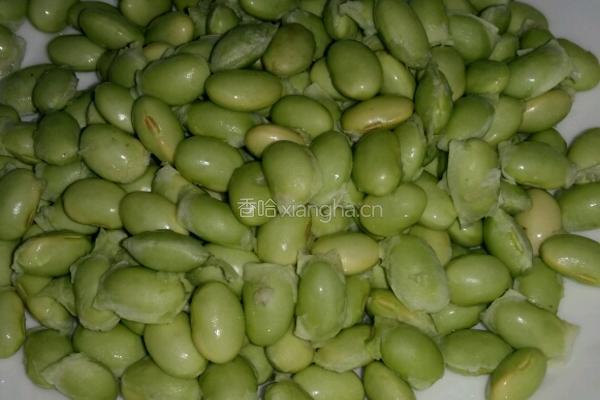 菜籽油炒萝卜干毛豆的做法图解1