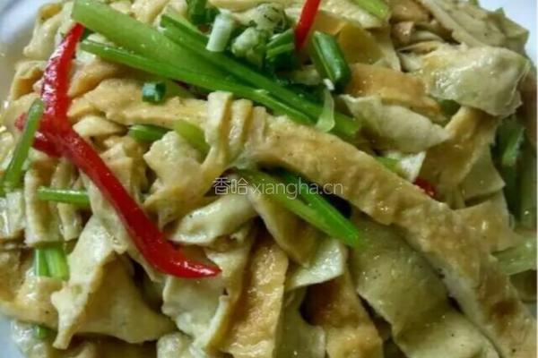 香芹炒鸡蛋的做法图解4