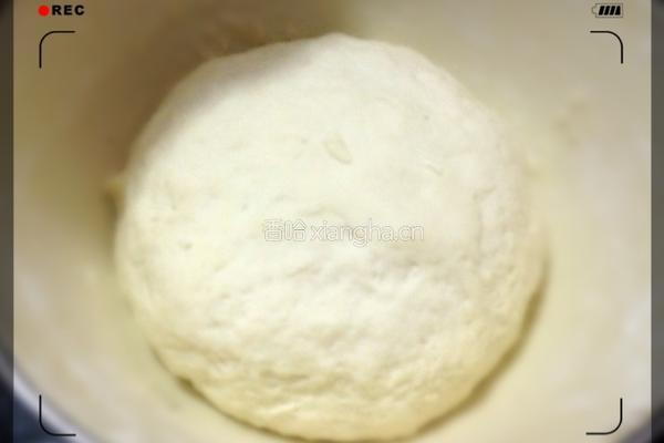 韭菜烙饼的做法图解1