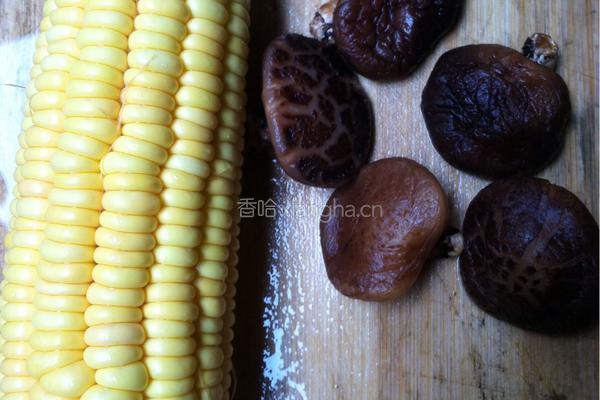 玉米猪肚汤的做法图解3